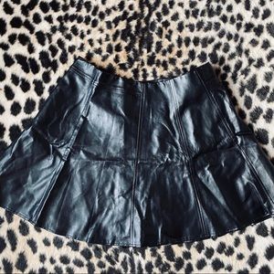 Wyatt Collection vintage black faux leather skirt